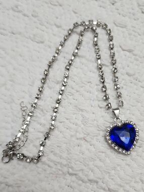 Vintage Luxurious Rhinestone Ocean Heart Shaped Pendant Necklace, Romantic